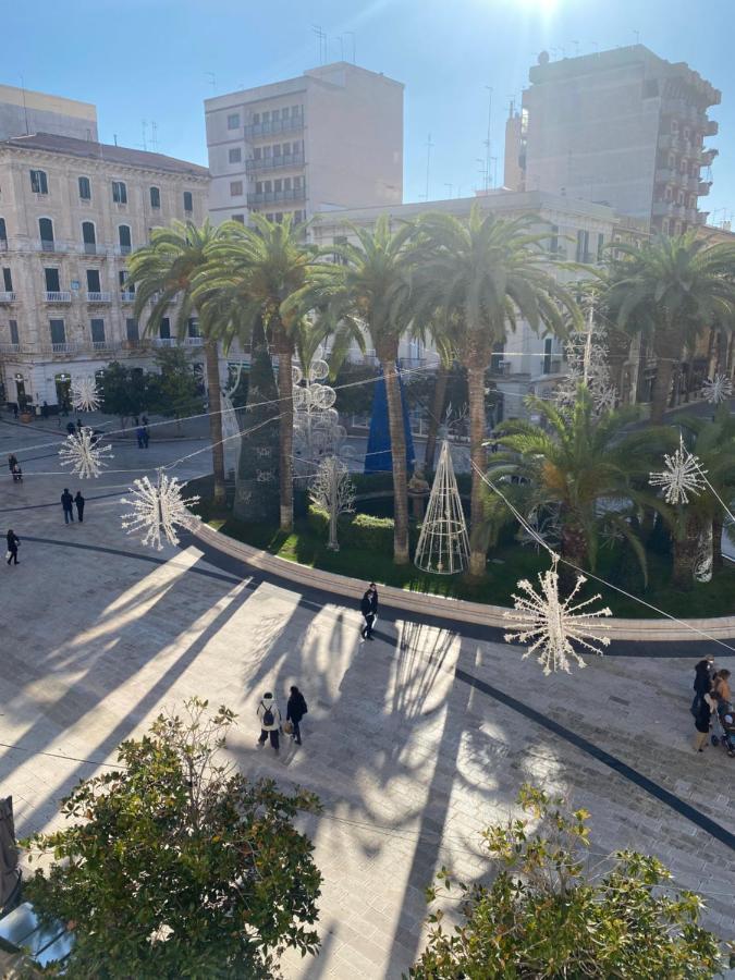 Apartments Amica Taranto Luaran gambar