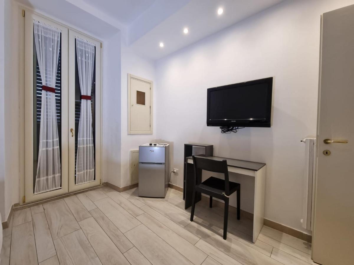 Apartments Amica Taranto Luaran gambar