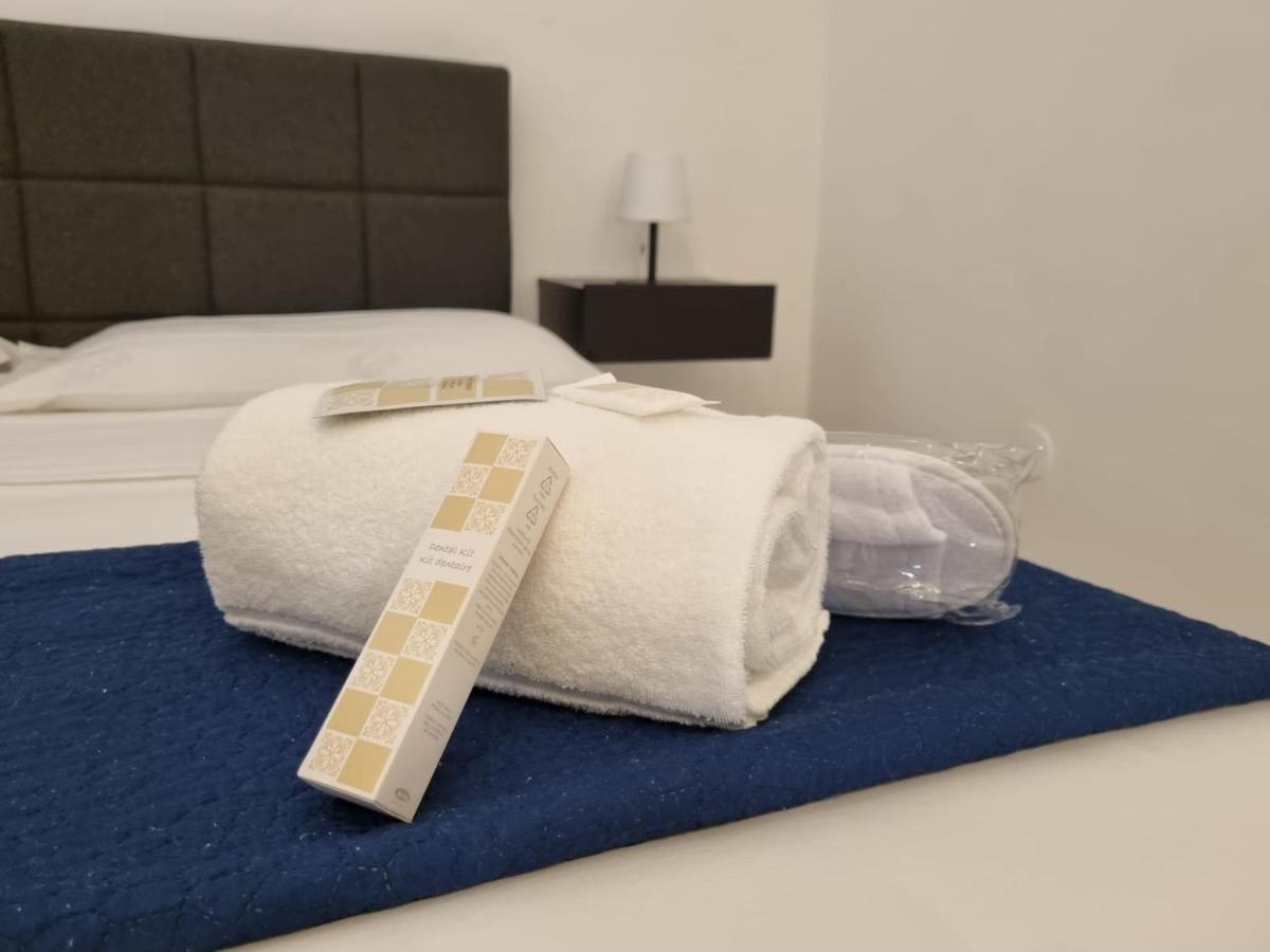 Apartments Amica Taranto Luaran gambar